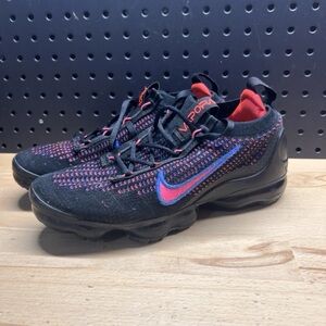 Nike Air Vapormax 2021 Flyknit Womens 7.5 Black Hyper Pink DX2355-001 Athletic